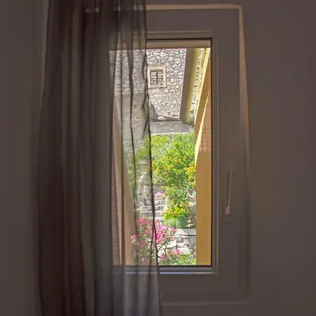 Mediterranean Terrace Apartment With Bikes & Sup Skradin Exterior photo