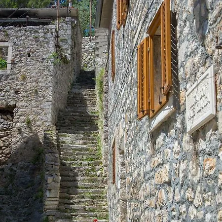 Mediterranean Terrace Apartment With Bikes & Sup Skradin Exterior photo