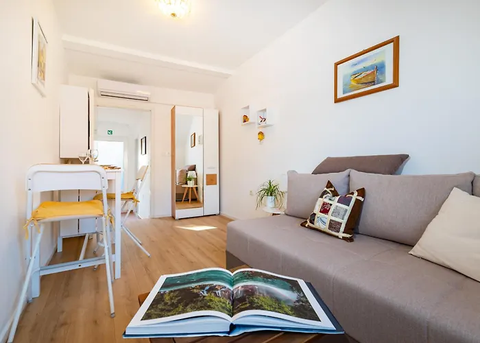 Mediterranean Terrace Apartment With Bikes & Sup