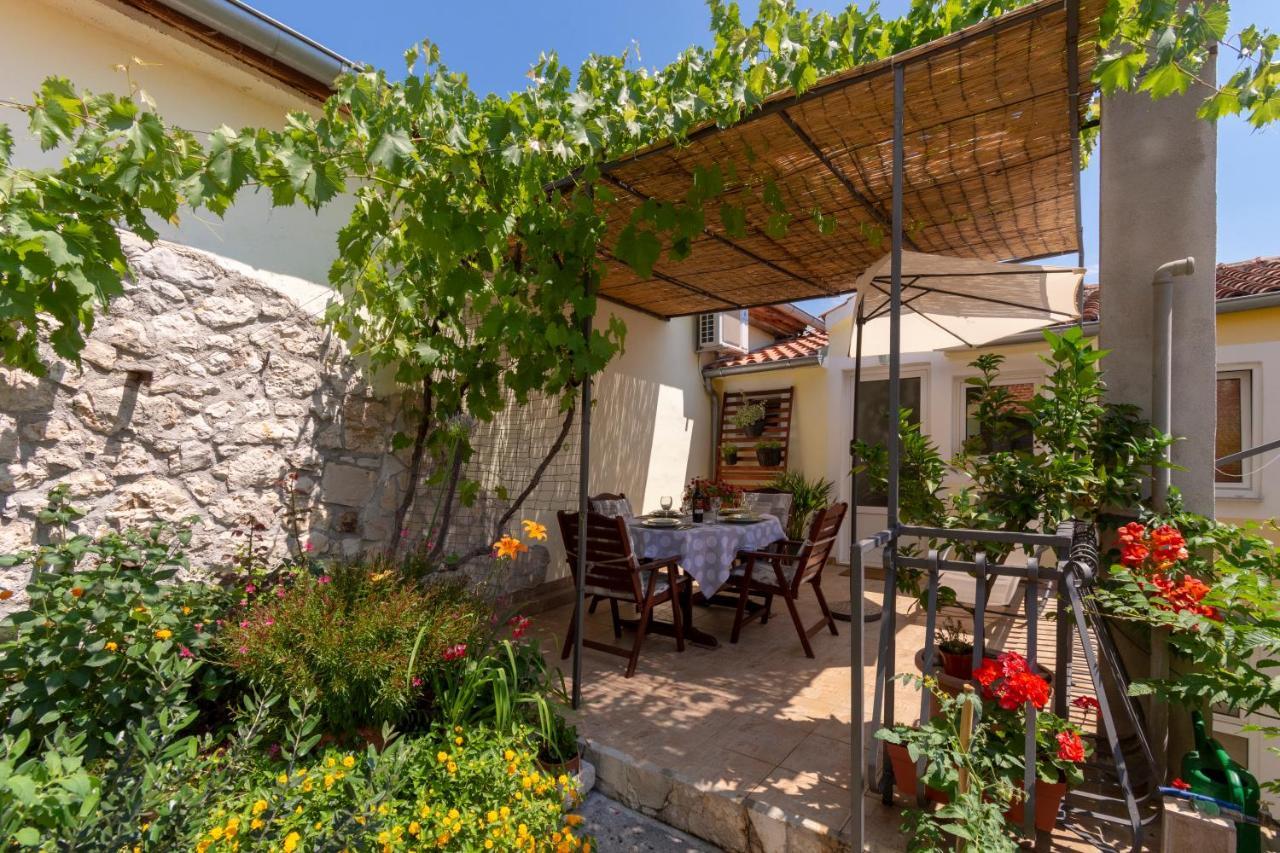 Mediterranean Terrace With Bikes & Sup *