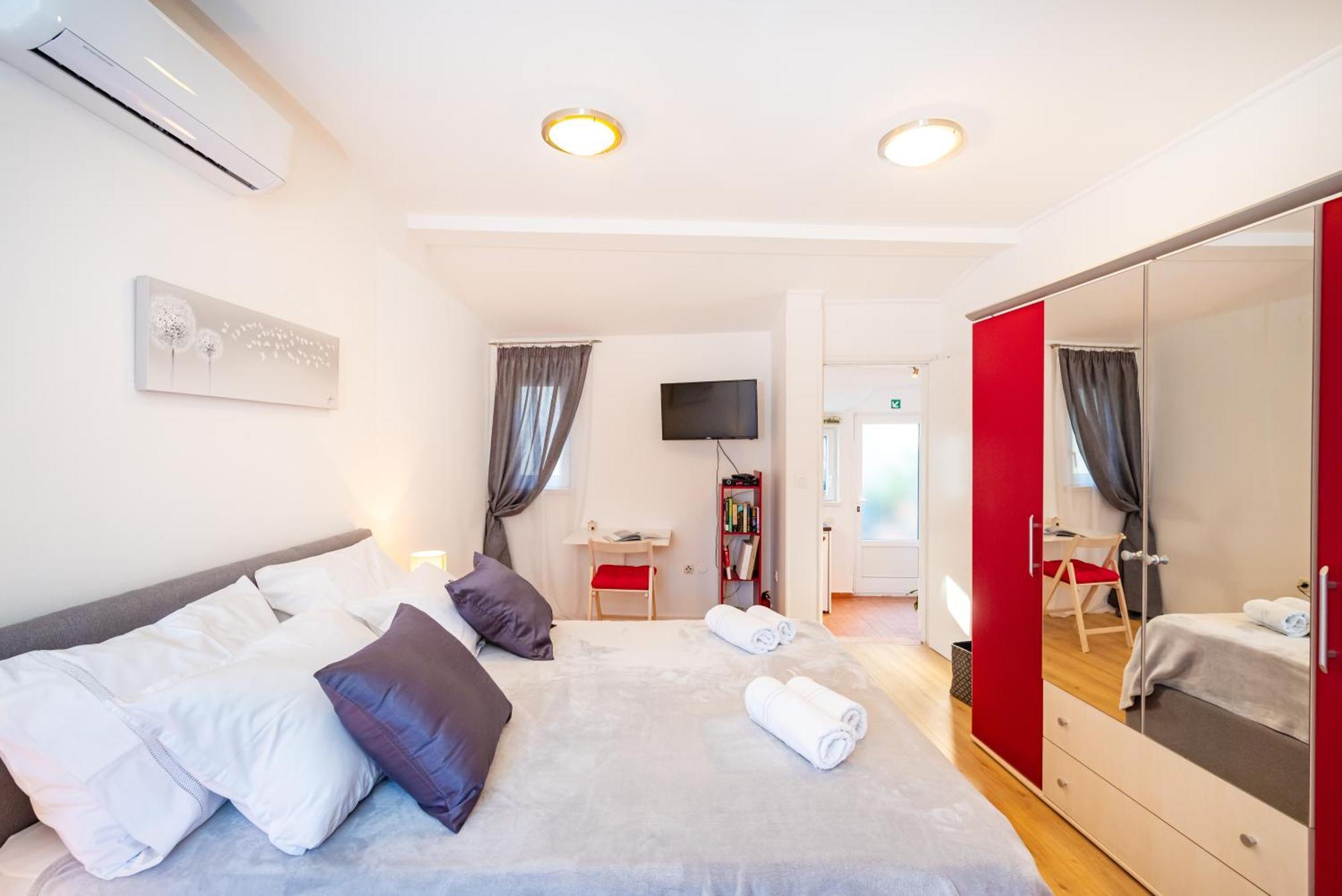 Appartement Mediterranean Terrace With Bikes & Sup