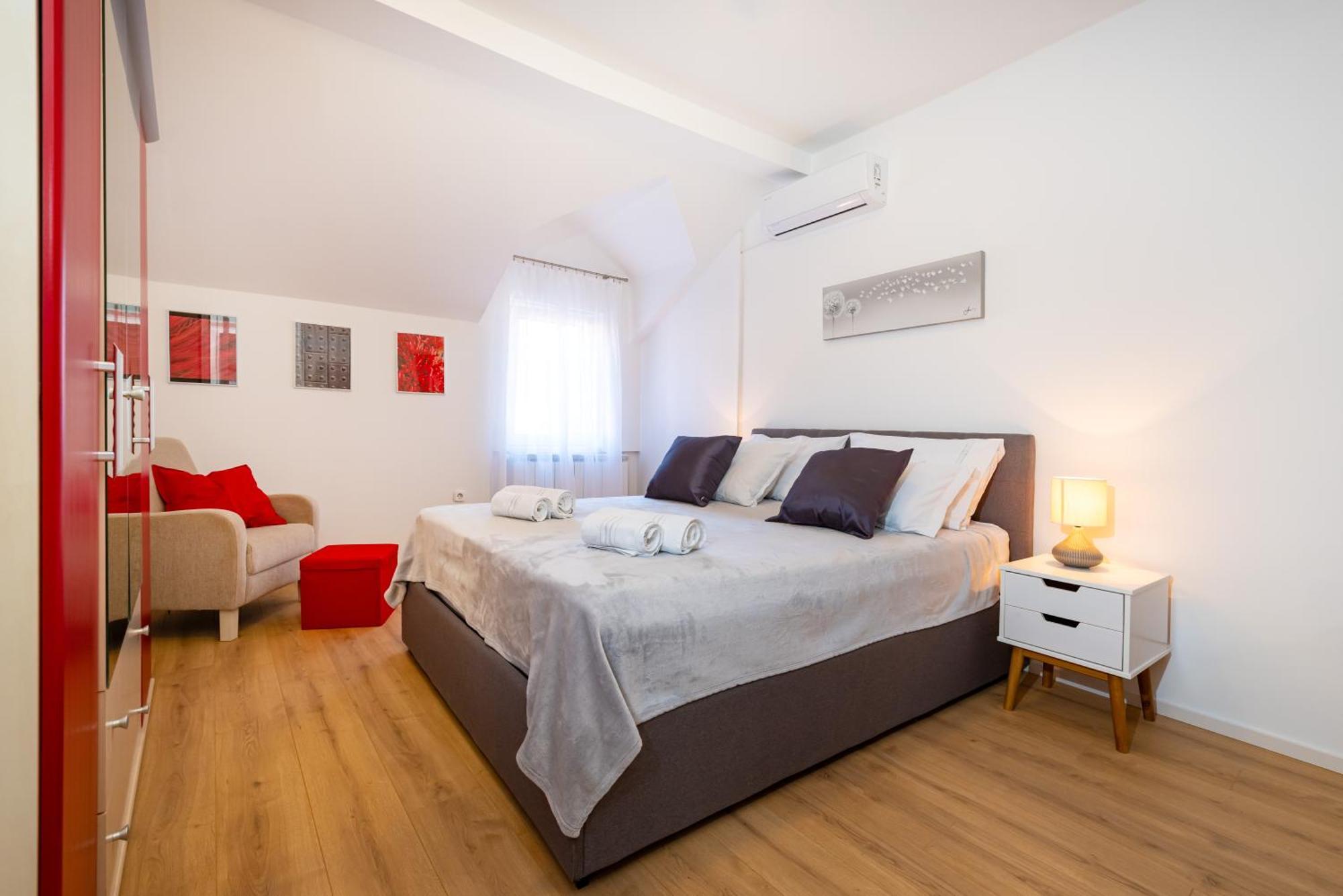 Apartment Mediterranean Terrace With Bikes & Sup *