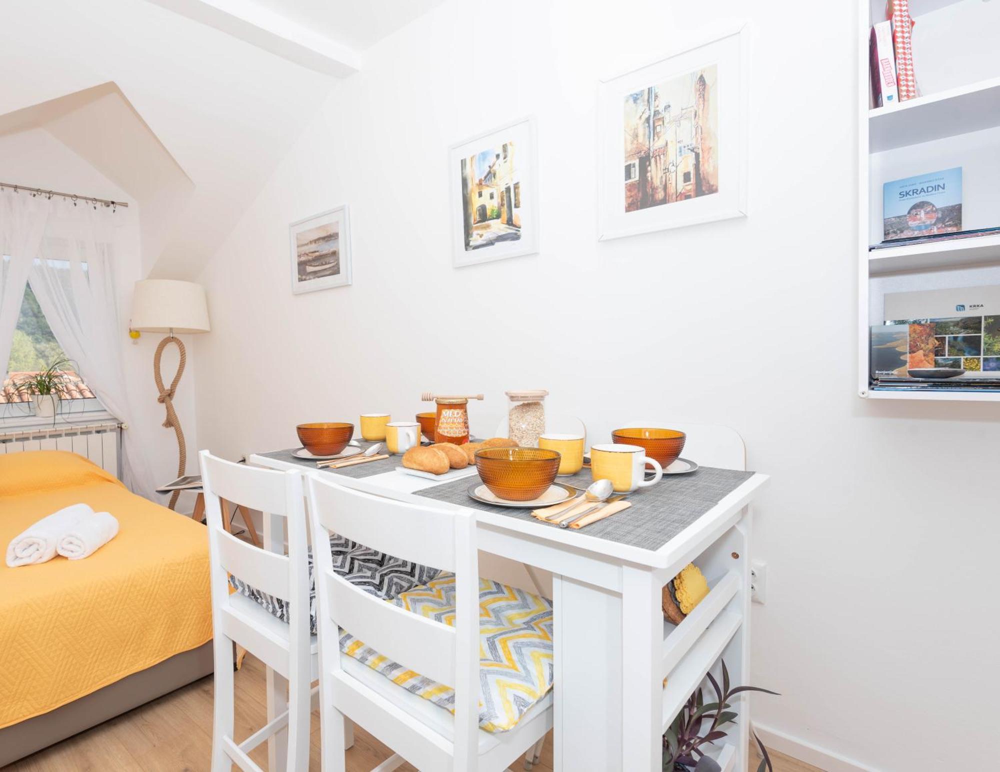 Appartement Mediterranean Terrace With Bikes & Sup