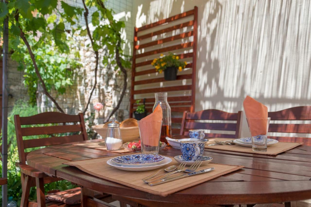Mediterranean Terrace With Bikes & Sup *
